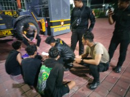 Patroli Raimas Polres Gresik Berhasil Gagalkan Peredaran Pil Koplo, Tiga Pemuda Diamankan
