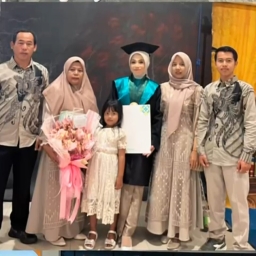 Wisuda Mahasiswa Jurusan Kesehatan Gigi Universitas Poltekkes Kemenkes Semarang