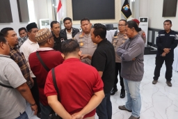 Polres Pasuruan Fasilitasi Audensi Warga Winongan Tegaskan Komitmen Penegakkan Hukum dan Dialog