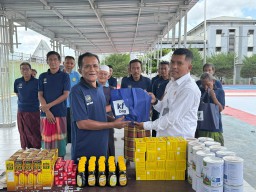 Peduli Kesehatan Warga Binaan, Lapas Narkotika Pamekasan Gelar Pemberian Makanan Tambahan untuk Lansia dan Disabilitas