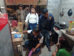 Thumbnail Satreskrim Polres Tulungagung Tangkap 6 Penjual Miras Ilegal, 3.037 Botol Miras Disita Satreskrim Polres Tulungagung Tangkap 6 Penjual Miras Ilegal, 3.037 Botol Miras Disita