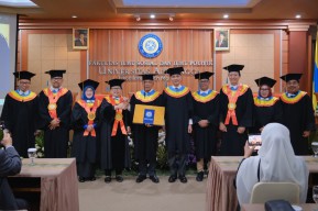 Kapolda Jabar Raih Gelar Doktor Lewat Disertasi "Cerita dari Mesuji", Paparkan Kondisi Polisi di Tengah Konflik