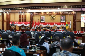 APBD Sidoarjo 2026 Ketok Palu Rp 5,716 Triliun, Bupati Subandi Targetkan Pembangunan Lebih Maksimal