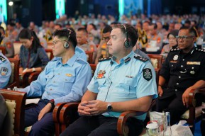 7 Atpol Negara Sahabat Hadiri Apel Kasatwil Polri 2025, Komitmen Wujudkan Keamanan Global