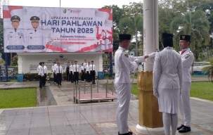 Pemkab Sampang Gelar Upacara Hari Pahlawan, Dandim Ajak Teladani Kesabaran dan Keikhlasan Pejuang