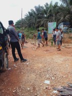 Warga Talaken Pasang Hinting Pali di Lahan Kebun Plasma 749 Hektar
