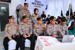 Wakapolri Tinjau Posko Antemortem DVI di Sumatera Barat, Pastikan Proses Identifikasi Korban Berjalan Optimal