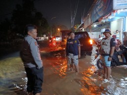 Ratusan Rumah di Winongan Tergenang Banjir, Polsek Winongan Bergerak Cepat 