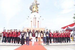 Wabup Sidoarjo Buka Jayandaru Sunrise Jazz Festival 2025 Sekaligus Launching Tari Pesona Delta