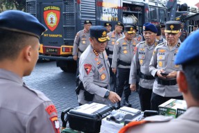 Polri Apelkan Pasukan dan Kendaraan Lintas Ganti untuk Tanggap Bencana di Aceh, Sumut, dan Sumbar