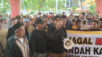 Paguyuban Jagal dan Pedagang Daging Sapi Surabaya Gelar Aksi Unjuk Rasa Menolak Pemindahan RPH