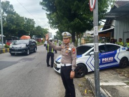 Jelang Nataru 2025: Satlantas Polres Madiun Intensifkan Razia Knalpot Brong dan Helm SNI