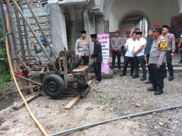 Peringati Hari Jadi Reserse ke - 78 Polres Kediri Bantu Sumur Bor
