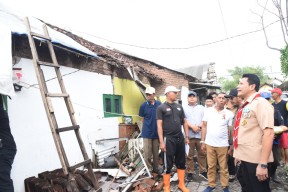 Pemkab Sidoarjo Siapkan Bantuan Perbaikan Rumah Terdampak Angin Puting beliung