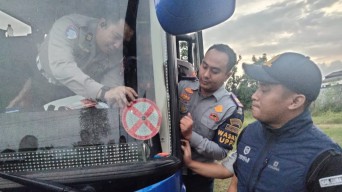 Jelang Nataru Ditlantas Polda Jatim Gelar Ramcheck di PO Bus