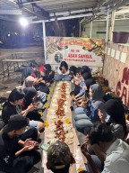 Tasyakuran Sambut Tahun Baru 2026, Kelas XI IPS 5 SMAN 4 Surabaya