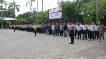 Polres Nganjuk Gelar Apel Kesiapan Pengamanan Malam Tahun Baru 2026, Ratusan Personel Gabungan Disiagakan