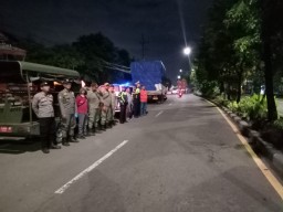 Saat Lampu Biru Menyala, Patroli Harkamtibmas Polsek Semampir Dimulai