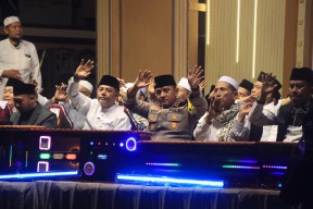 Kapolres Probolinggo : Malam Pergantian Tahun Kondusif, Masyarakat Gelar Sholawat dan Doa Bersama