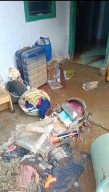 Banjir Surut, Warga Desa Sumberjaya dan Kertajaya Bersihkan Rumah dari Sisa Lumpur