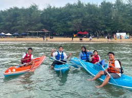 Lon Malang: Permata Pasir Putih Sampang yang Menjadi Mesin Ekonomi Masyarakat