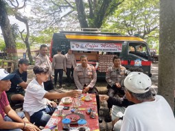 Ngopi Bareng Wong Binmas, Cara Humanis Polres Nganjuk Serap Aspirasi Warga Patianrowo