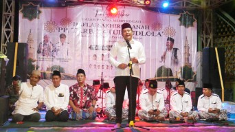 Hadiri Haflah Akhirussanah di Ponpes Tarbiyatul Fudlola, Bupati Sidoarjo AjakWarga Tetap Guyub