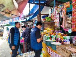 Polres Bangkalan Bersama Dinas Turun Langsung ke Pasar Jelang Ramadhan 2026, Pastikan Stok dan Harga Bahan Stabil