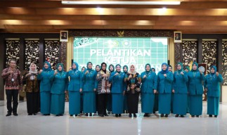 Lantik 18 Ketua TP. PKK Kecamatan, Ketua TP. PKK Kabupaten Perkuat Peran PKK sebagai Mitra Strategis Pembangunan