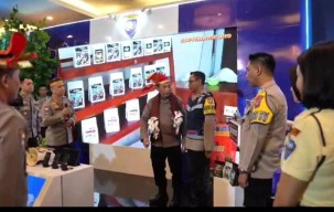 Kobin Gratis, Cara Bhabinkamtibmas Polri Lebih Dekat dengan Warga 