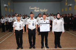 Menuju Birokrasi Bersih dan Melayani, Lapas I Madiun Laksanakan Penandatanganan Komitmen Bersama ZI dan Pakta Integritas