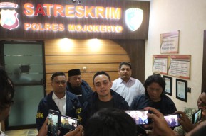 Polres Mojokerto Amankan 2 Tersangka Pencuri Truk Crane