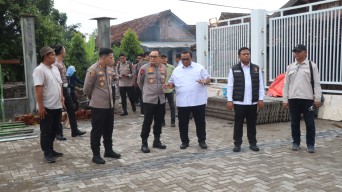 Wakapolda Jatim didampingi Kapolres Nganjuk Tinjau Pembangunan Tugu dan Museum Marsinah