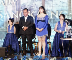 Meriah dan Inspiratif! Ultah Revan Bangsawan dan Keluarga Dirayakan dengan Nuansa Kebersamaan dan Berbagi