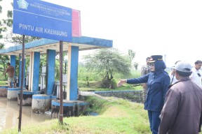 Pemkab Sidoarjo Normalisasi Sungai Porong Kanal