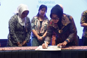 Pemkab Sidoarjo Dorong Kolaborasi Respectful Maternity and Newborn Care, Tekan Angka Kematian Ibu dan Bayi