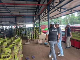 Polres Bondowoso Pantau Distribusi LPG 3 Kg Pastikan Tepat Sasaran Tanpa Penyelewengan