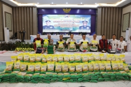 Polda Jatim Bongkar Praktik Beras SPHP Oplosan, Tersangka Asal Probolinggo Diamankan