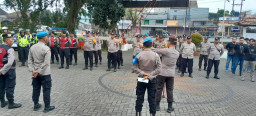 Antisipasi Kerusuhan Suporter, Polres Pasuruan Siagakan Personel di Exit Tol Purwodadi