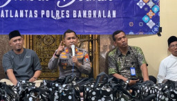 Satlantas Polres Bangkalan Gelar Jumat Berkah di Kemayoran, Bagikan Sembako dan Edukasi Kamtibcarlantas