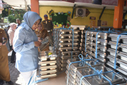 Wabup Pastikan Menu MBG di SDN Pucang 1 Sesuai Standar Gizi BGN Sidoarjo