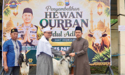 Polres Pasuruan Salurkan 16 Sapi dan 57 Kambing Kurban untuk Masyarakat di Hari Idul Adha