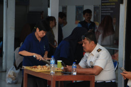 Pemasaran Produk Warga Binaan, Lapas I Madiun Optimalkan Layanan Kunjungan untuk Promosi Produk Warga Binaan
