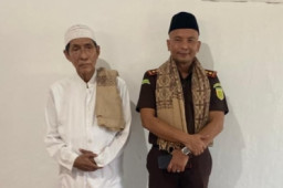Sinergi Penegak Hukum dan Ulama, Kajari Sampang Silaturahmi ke Ponpes Darul Ulum Gersempal