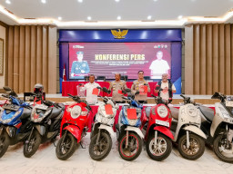 320 Kasus Kriminal Terbongkar Dalam Sebulan, Kapolda Jatim Tegaskan Tidak ada Ruang Bagi Pelaku Kejahatan