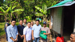 Bupati Sidoarjo Sidak RTLH di Krembung, Pastikan Rumah Warga Segera  Direnovasi