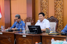 Bupati Subandi Konsolidasikan Kades dan BPD demi Sukseskan Program KDMP Presiden  Prabowo