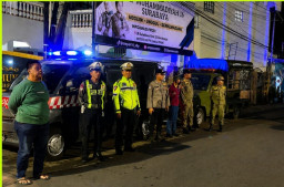 Patroli Gabungan Polsek Semampir-Satpol PP Sisir Titik Rawan, Cegah 3C, Balap Liar, hingga Gangguan Kamtibmas