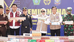 Pemusnahan 9 Juta Lebih Rokok Ilegal di SIHT Porong, Wabup Mimik Ajak  Perkuat Sinergi Pemberantasan BKC Ilegal