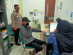 Viral di Media Sosial Pria Bugil Saat Menerima Pesanan Online di Dukuh Tengah Buduran Dalam Pembinaan dan Pendampingan K